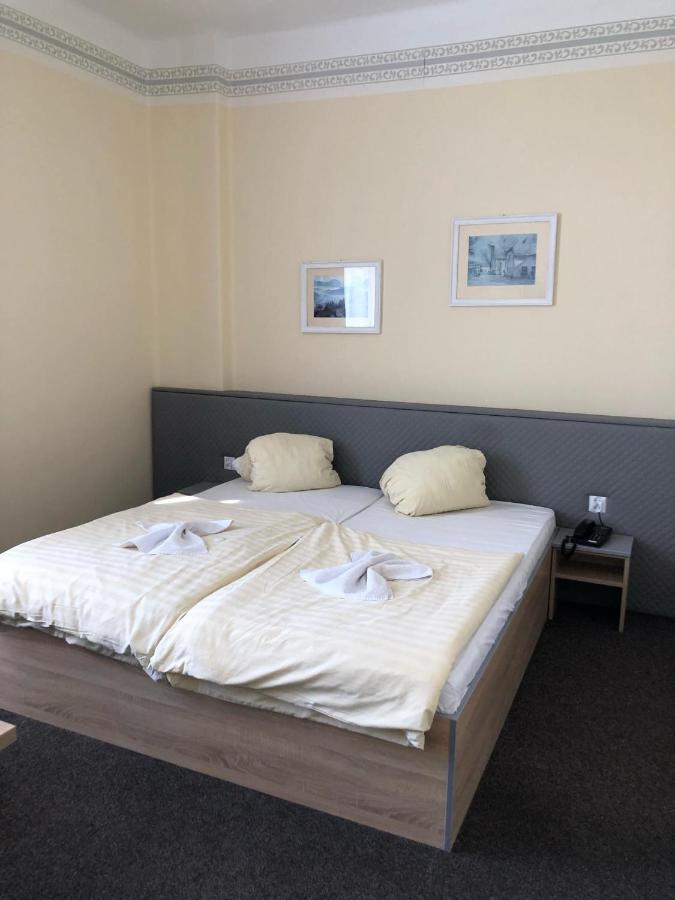 Hotel Piast Cesky Tesin Exterior photo